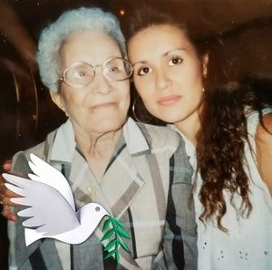 Meet your Posher, Cynthia